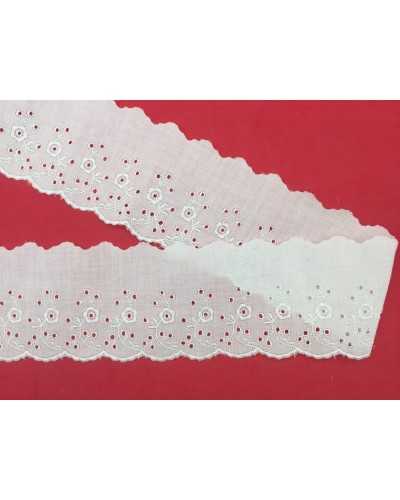 Broderie anglaise Dentelle blanche festonnée Fleur rose 8 cm de haut