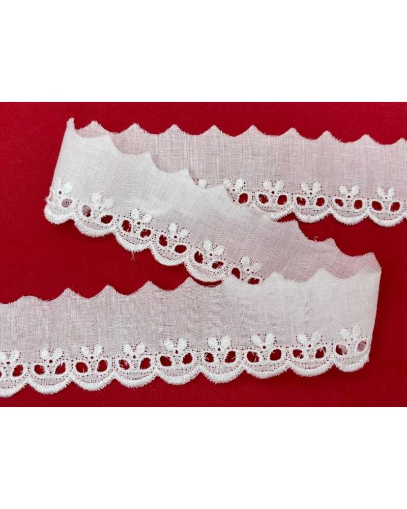 TOMASELLI MERCERIA Passamaneria FS Pizzo Sangallo Cotone Batistato Punta  Smerlato Alto 3 Cm - Bianco